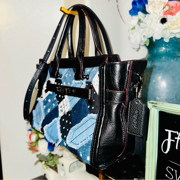 Coach 2016 Swagger 27 Canyon Quilt Denim Patchwork 2-way bag Pebble Leather- EUC - Picture 6 of 16